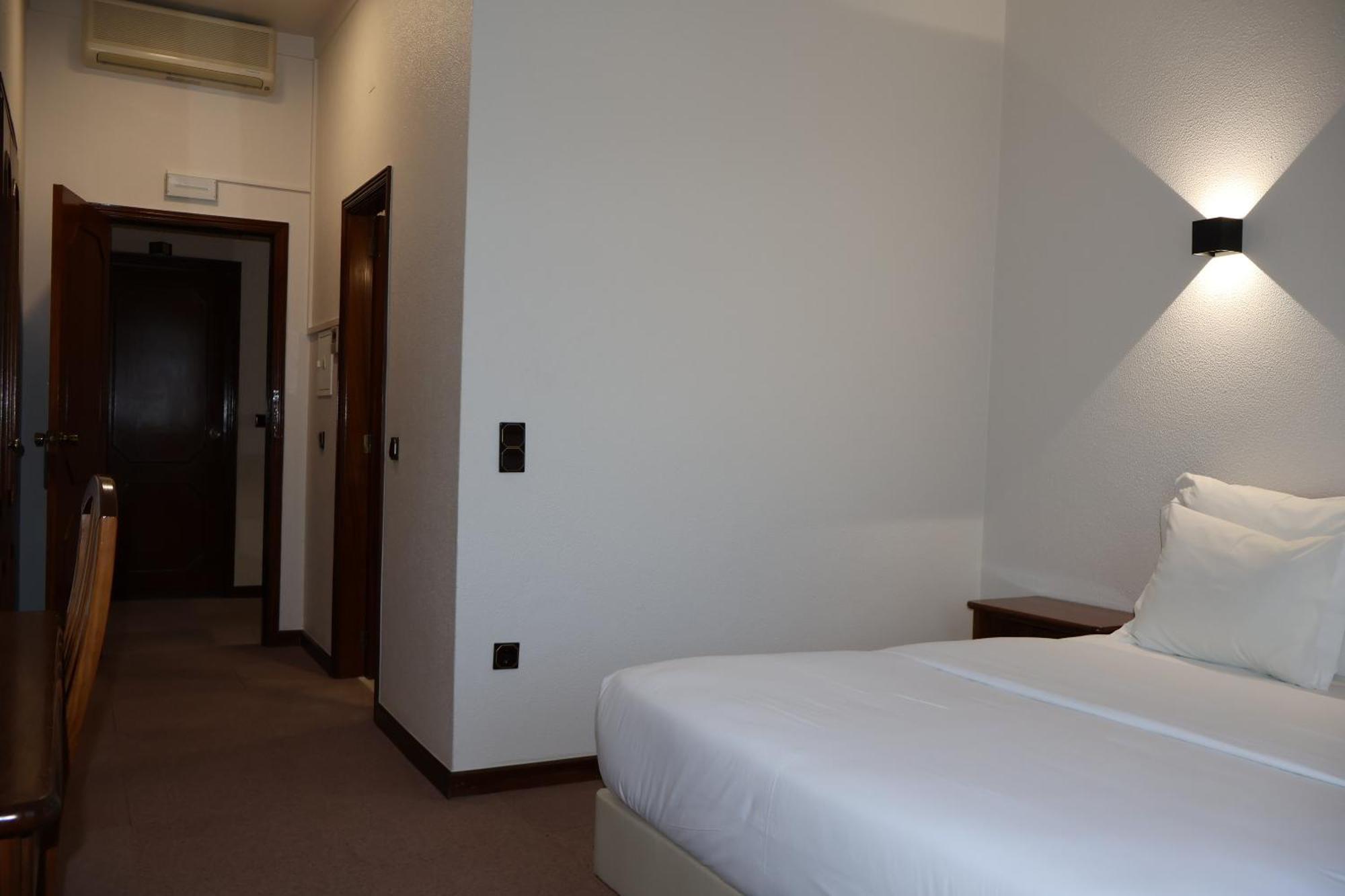 Hotel Santhyago Трофа Стая снимка