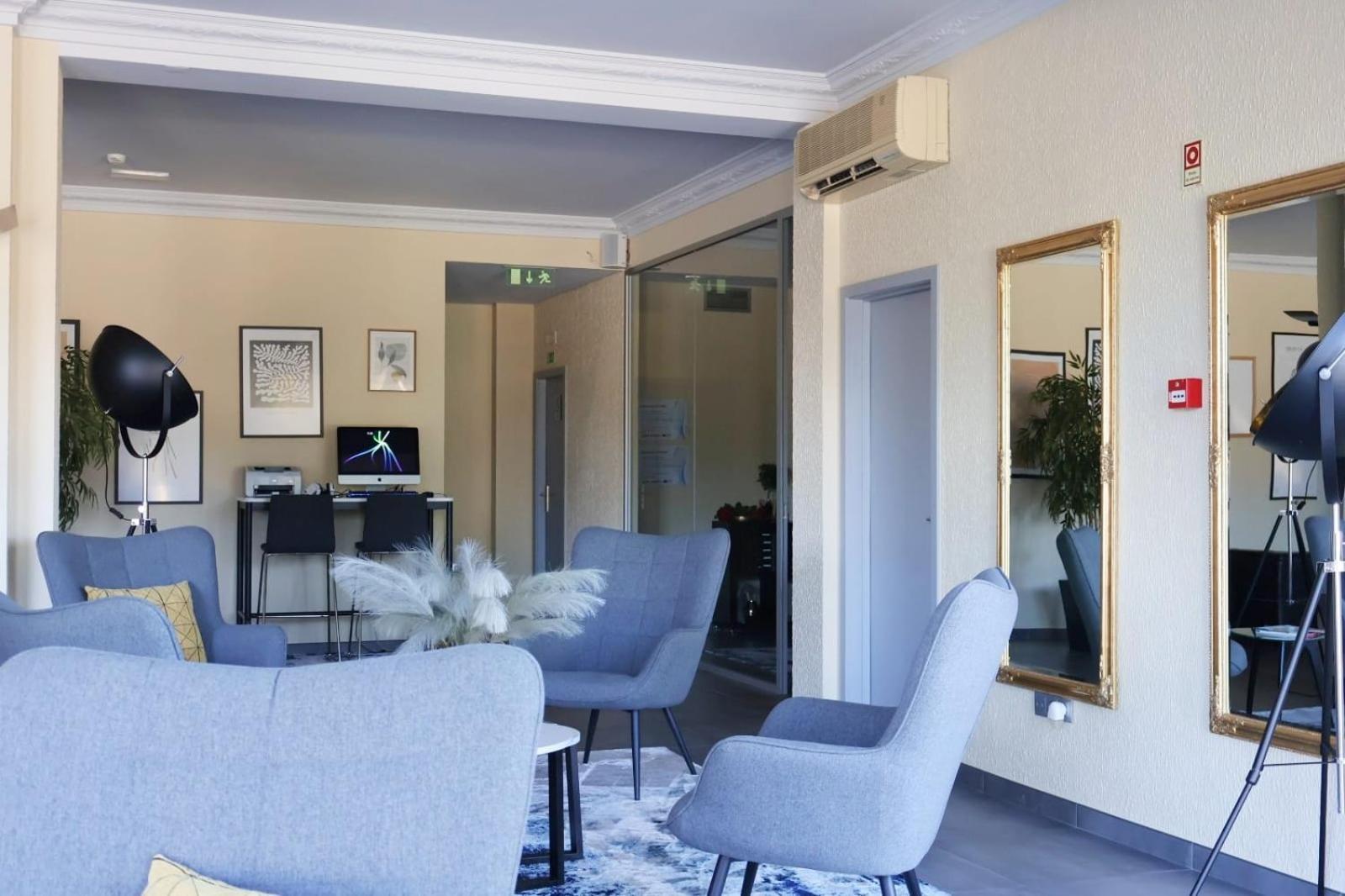 Hotel Santhyago Трофа Екстериор снимка