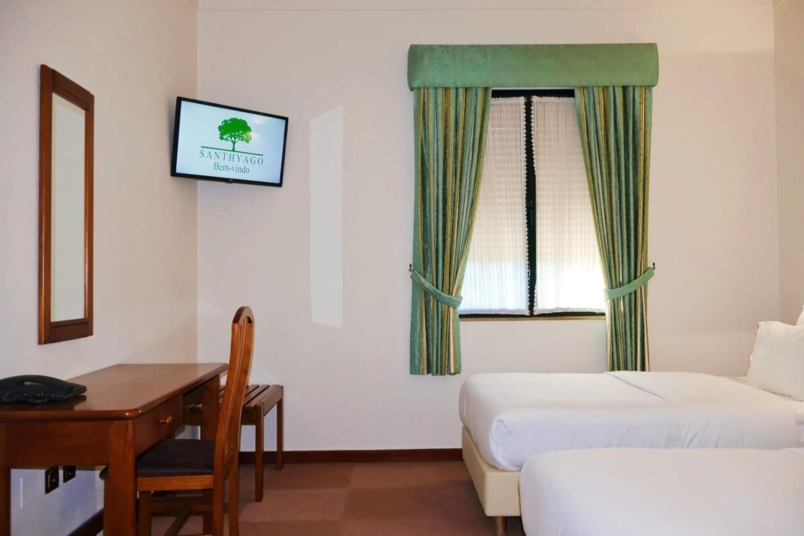 Hotel Santhyago Трофа Екстериор снимка